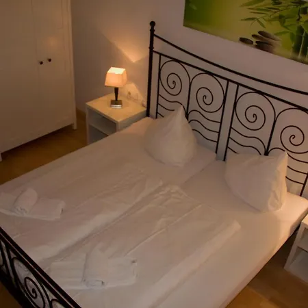 شقة Fuerstalm Alpendorf جيرلوس